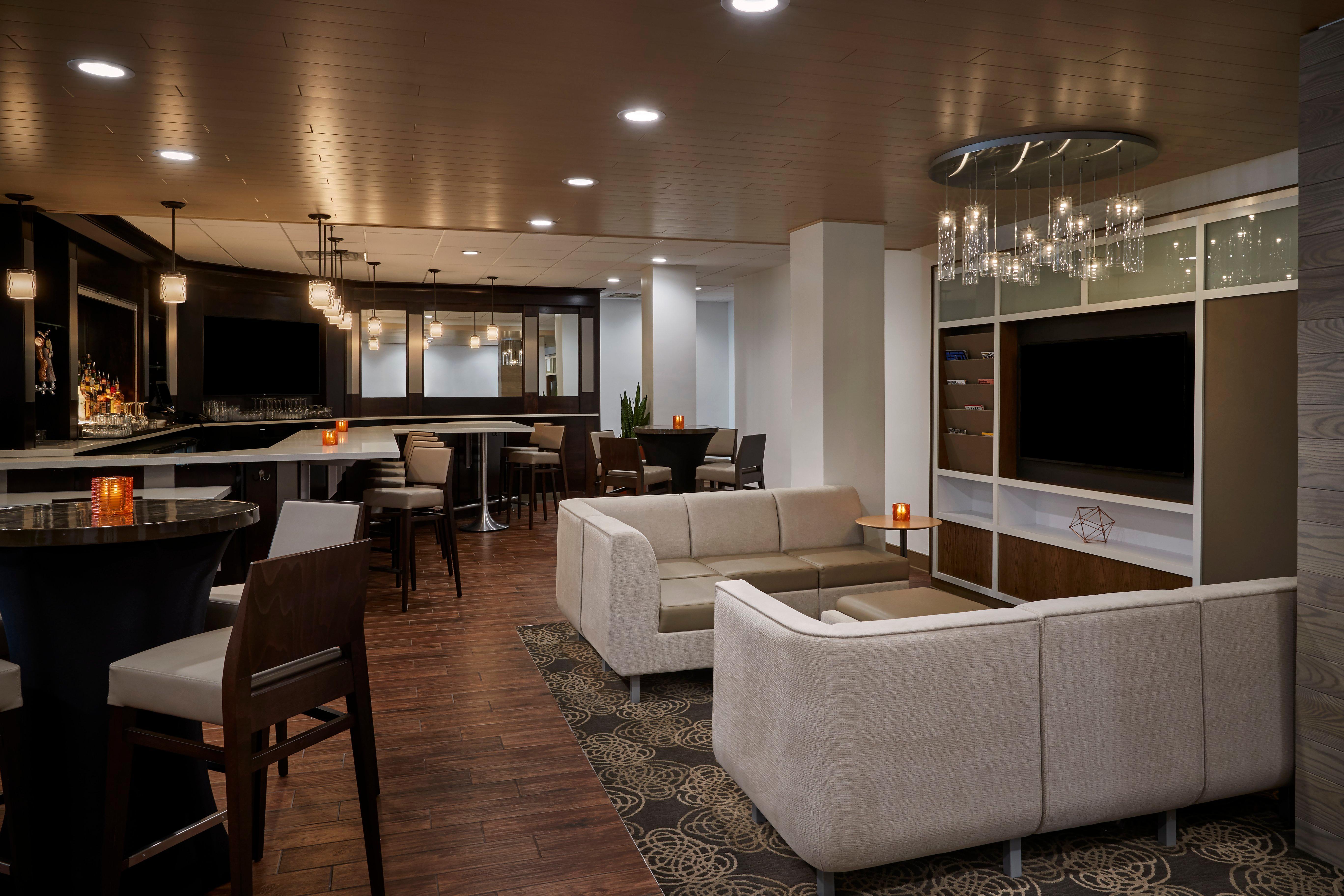 Holiday Inn Alexandria At Carlyle By Ihg Extérieur photo