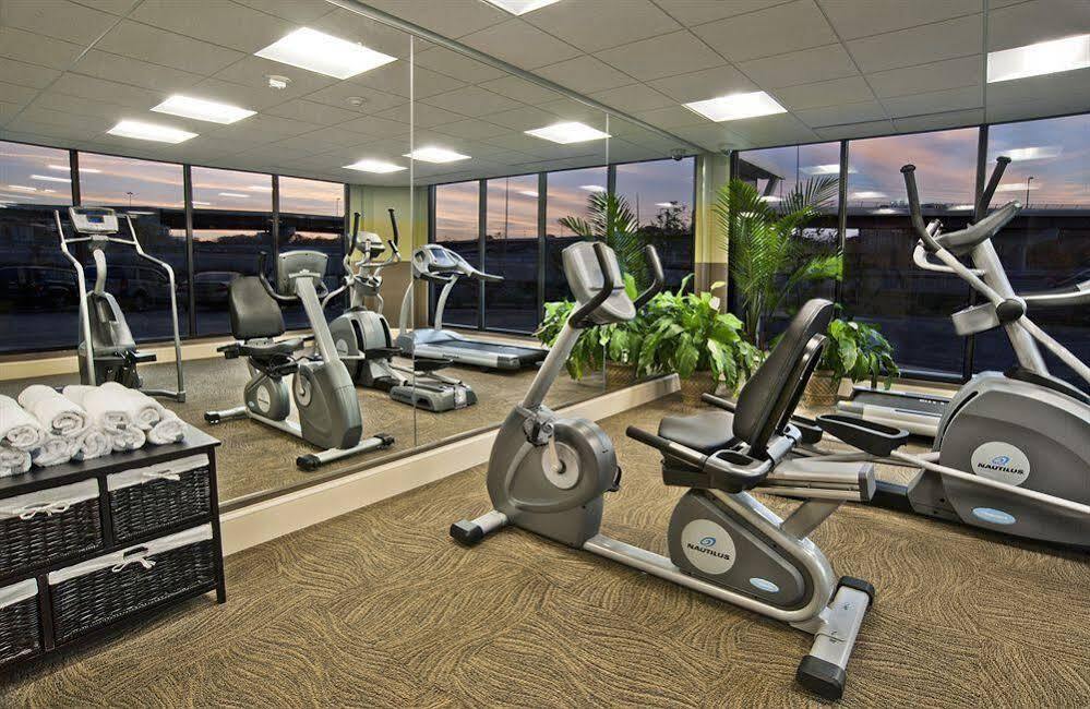 Holiday Inn Alexandria At Carlyle By Ihg Extérieur photo